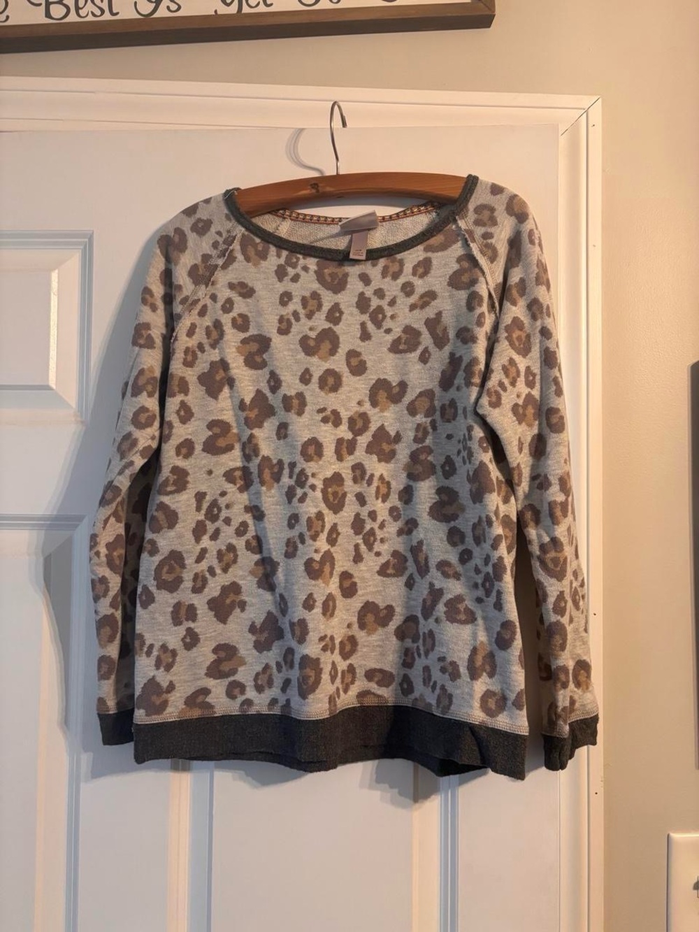 Knox Rose Leopard-Print Crewneck Sweater in Gray and Brown